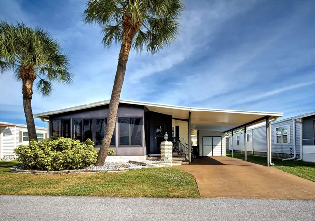 Photo 1 of Manufactured home for sale at 2100 Kings Hwy #1067, Punta Gorda, FL 33980 | MLS# C7517699 | Listing updated on 2026-04-09