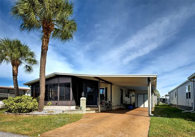 Photo 3 of Manufactured home for sale at 2100 Kings Hwy #1067, Punta Gorda, FL 33980 | MLS# C7517699 | Listing updated on 2026-04-09