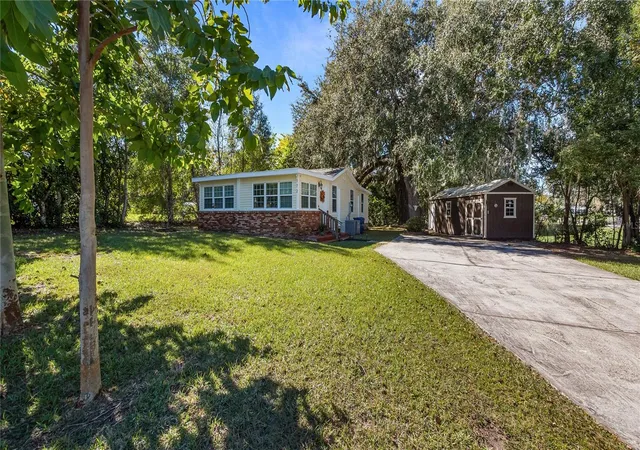 1st image of 172 S Virginia Ave, Center Hill, FL 33514 | MLS# G5104486