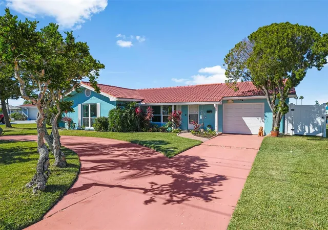 2nd image of 3711 Floramar Ter, New Port Richey, FL 34652 | MLS# TB8448063