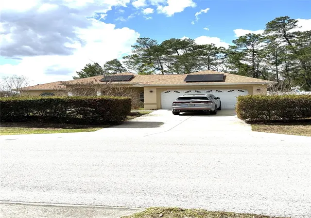 Photo 1 of Single family home for sale at 3715 Sw 127th Lane Rd, Ocala, FL 34473 | MLS# OM713503 | Listing updated on 2026-04-09