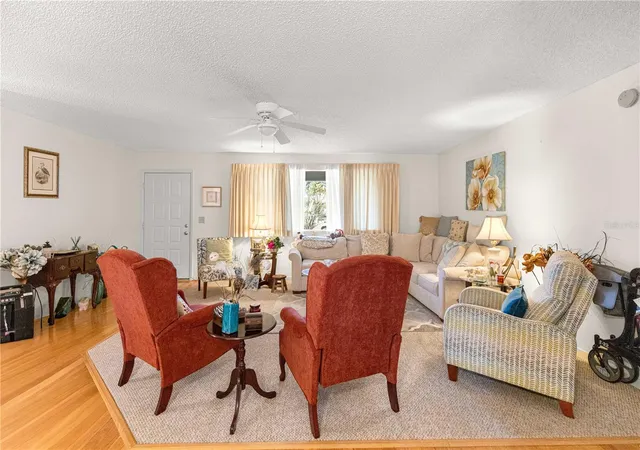 Photo 4 of Single family home for sale at 10987 Sw 86Th Ter, Ocala, FL 34481 | MLS# OM713507 | Listing updated on 2026-08-26