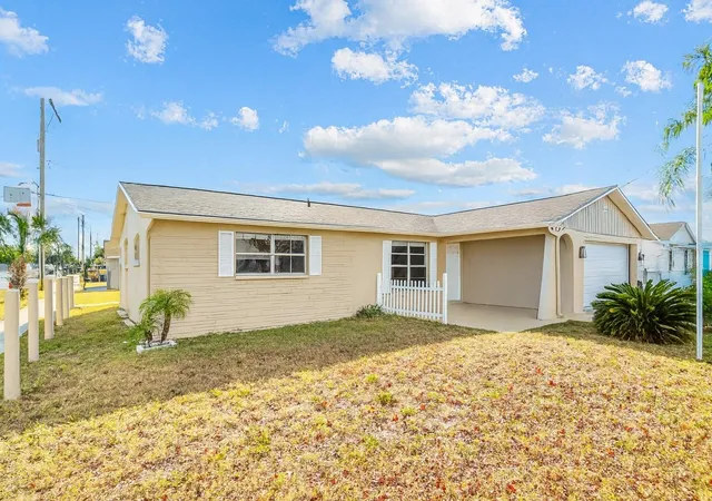 Homes for sale in New Port Richey, FL | 6450 Tralee Ave, New Port Richey, FL 34653 | MLS# TB8448221