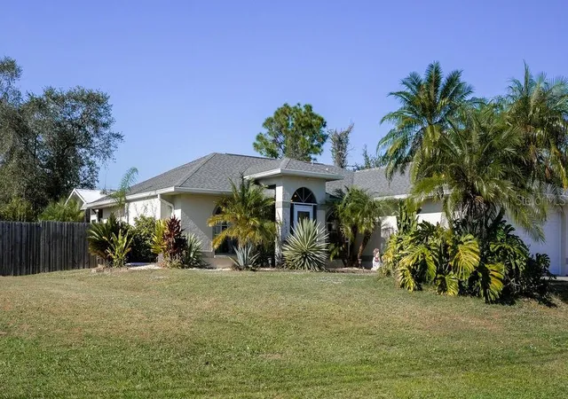 Photo 3 of Single family home for sale at 3357 N Chamberlain Blvd, North Port, FL 34286 | MLS# A4672182 | Listing updated on 2026-07-28