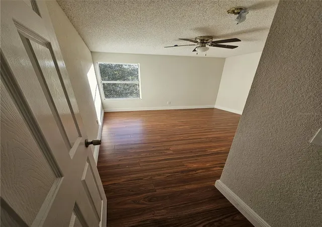 Photo 8 of Condo for sale at 5132 Conroy Rd #937, Orlando, FL 32811 | MLS# S5138602 | Listing updated on 2026-08-20
