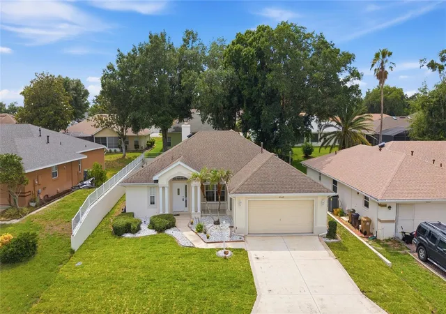 Photo 2 of Single family home for sale at 5133 Links Ln, Leesburg, FL 34748 | MLS# G5104568 | Listing updated on 2026-09-18
