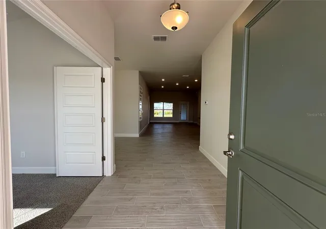 4th image of 12543 Ne 48Th Ter, Oxford, FL 34484 | MLS# OM713599