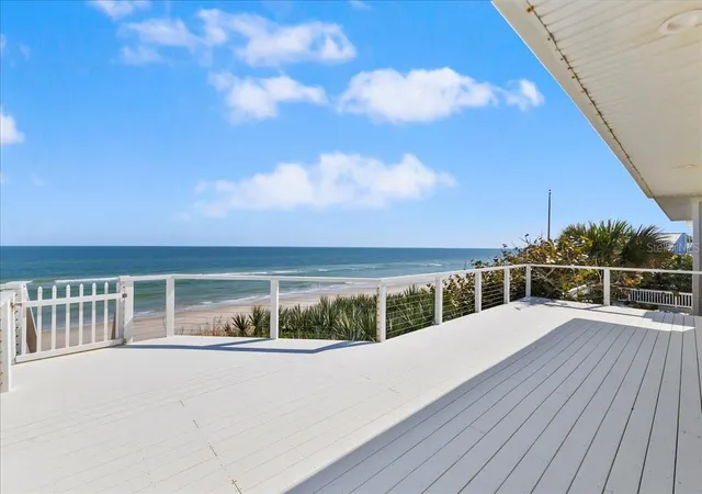 Photo 4 of Single family home for sale at 5609 S Atlantic Ave, New Smyrna Beach, FL 32169 | MLS# NS1086623 | Listing updated on 2026-10-05