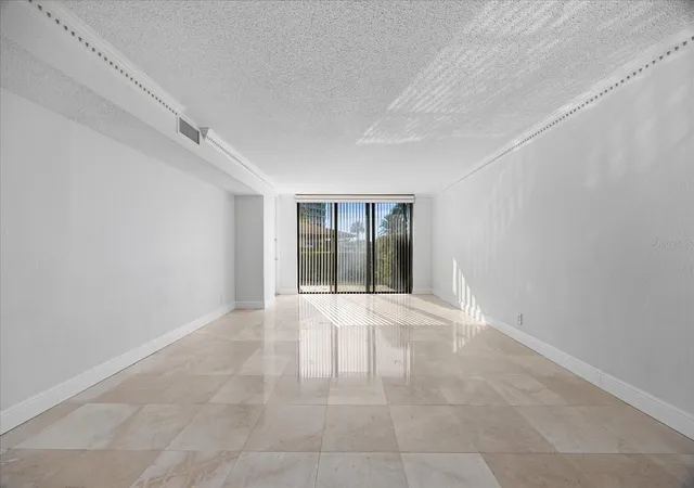 5th image of 100 Oakmont Ln, Belleair, FL 33756