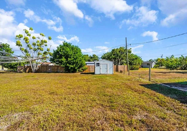 5th image of 151 Emmett Ave Ne, Port Charlotte, FL 33952 | MLS# C7517790