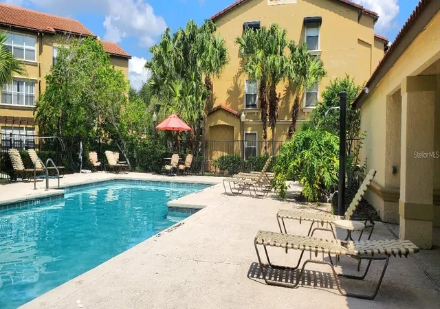 2nd image of 5116 Conroy Rd, ORLANDO, FL 32811