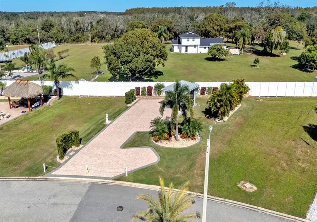 2nd image of 2947 Wood Duck Dr, Polk City, FL 33868 | MLS# L4957326