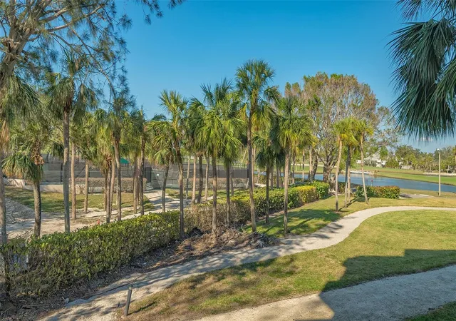 2nd image of 250 Sands Point Rd #5101, Longboat Key, FL 34228 | MLS# A4672352