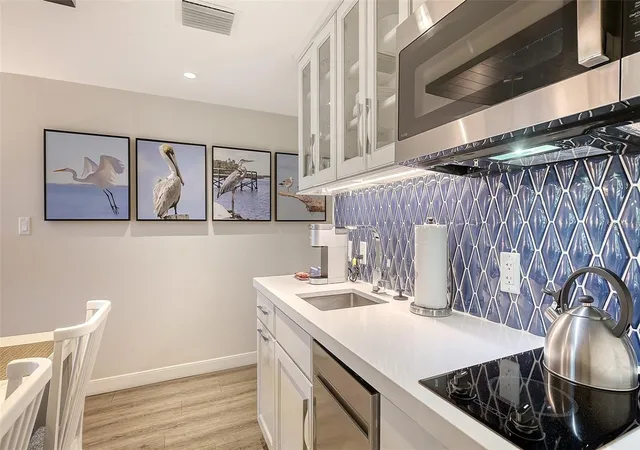 5th image of 250 Sands Point Rd #5101, Longboat Key, FL 34228 | MLS# A4672352
