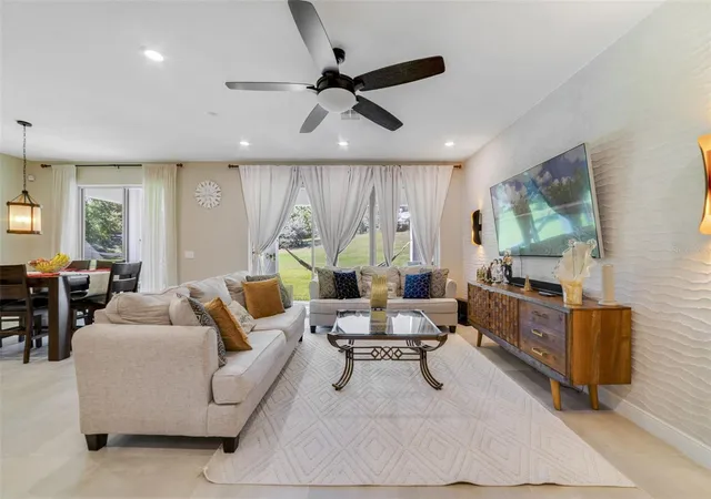3rd image of 1970 Standing Rock Cir, Oakland, FL 34787 | MLS# O6361226
