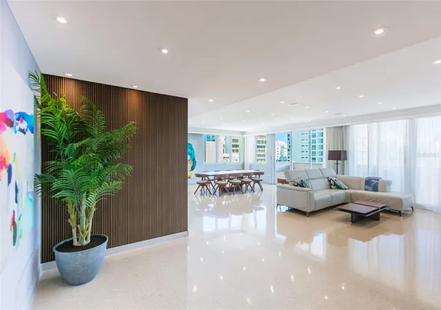 Photo 3 of Condo for sale at 1319 Ashford, San Juan, PR 00907 | MLS# PR9117438 | Listing updated on 2026-02-05
