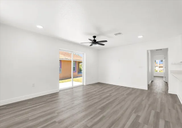 Photo 3 of Single family home for sale at 1212 W 16th Street, Sanford, FL 32771 | MLS# O6361437 | Listing updated on 2026-10-30