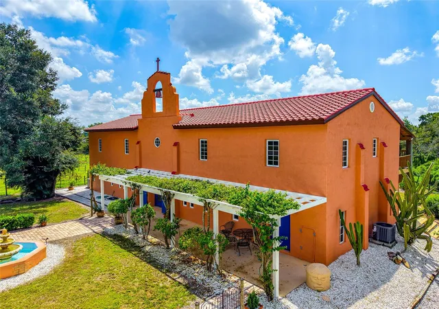 Photo 3 of Single family home for sale at 19600 E State Rd 64, Bradenton, FL 34212 | MLS# A4672463 | Listing updated on 2026-10-06
