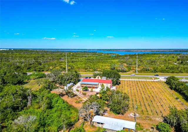 Photo 4 of Single family home for sale at 19600 E State Rd 64, Bradenton, FL 34212 | MLS# A4672463 | Listing updated on 2026-09-03
