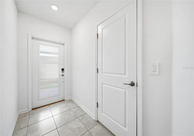 Listing Photo 5 - Condo for sale in building located at 8871 Cabot Cliffs Dr, DAVENPORT, FL 33896 - Unit #102