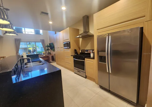Photo 4 of Townhouse for sale at 3160 Pantanal Ln, Kissimmee, FL 34747 | MLS# O6361487 | Listing updated on 2026-10-17