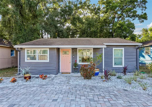2nd image of 4104 N Seminole Ave, Tampa, FL 33603 | MLS# TB8449256