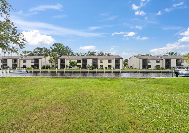 5th image of 316 Manatee Ln, Tarpon Springs, FL 34689 | MLS# TB8449335