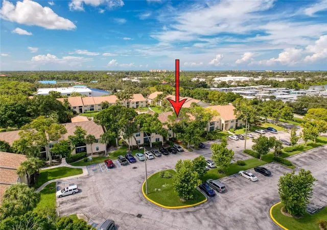 Photo 4 of Condo for sale at 4057 N Crockers Lake Blvd #23, Sarasota, FL 34238 | MLS# S5138795 | Listing updated on 2026-08-30