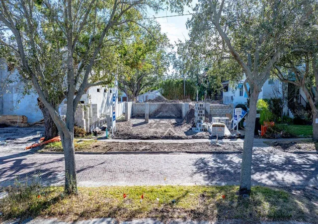 1st image of 2926 W Alline Ave, Tampa, FL 33611 | MLS# TB8449421