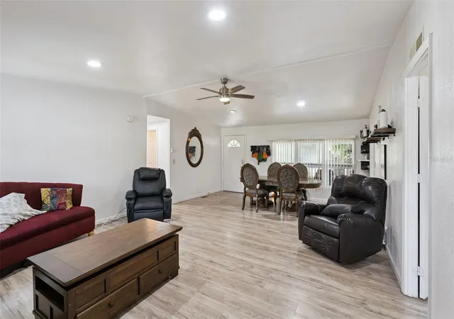4th image of 2051 Trail Cut Rd, Polk City, FL 33868 | MLS# G5104694