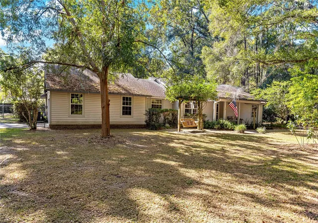 Photo 1 of Single family home for sale at 3644 Se 22nd Ave, Ocala, FL 34471 | MLS# OM713787 | Listing updated on 2026-10-10