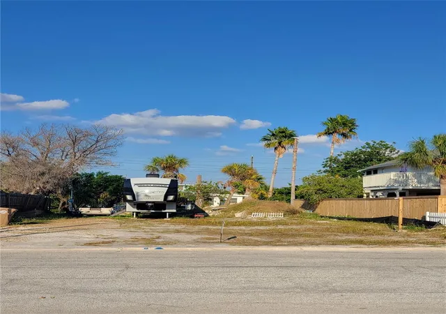 Homes for sale in Madeira Beach, FL | 14049 Palm St, Madeira Beach, FL 33708 | MLS# TB8449463