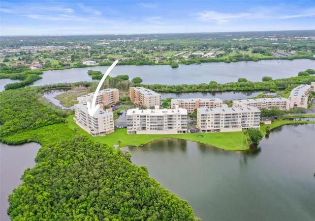 42nd image of 6495 Shoreline Dr #8502, St Petersburg, FL 33708 | MLS# TB8449511