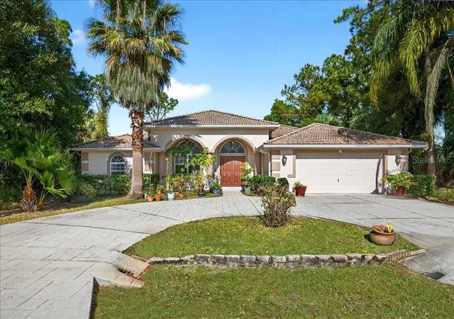 1st image of 28 Fanshawe Ln, Palm Coast, FL 32137 | MLS# FC314202