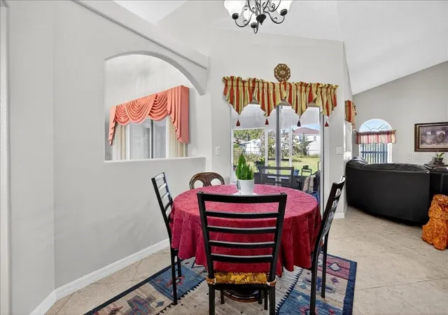 4th image of 28 Fanshawe Ln, Palm Coast, FL 32137 | MLS# FC314202
