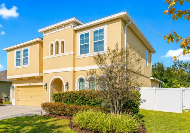 Homes for sale in Kissimmee, FL | 1889 Rustic Falls Dr, Kissimmee, FL 34744 | MLS# S5138827