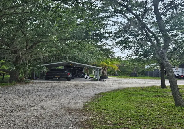 3rd image of 21910 Taylor Dr, Bradenton, FL 34211 | MLS# S5138834