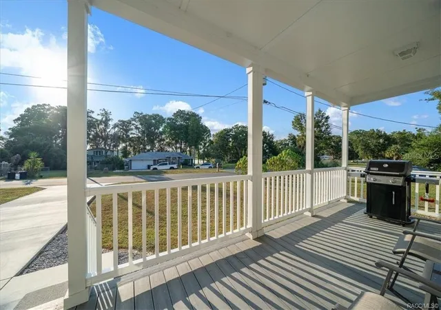 3rd image of 7962 W Riverbend Rd, Crystal River, FL 34428 | MLS# OM713816