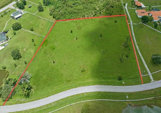 Homes for sale in Sarasota, FL | 15945 Painted Post Ln, Sarasota, FL 34240 | MLS# A4672665
