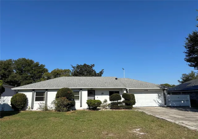 1st image of 1406 Coronet Dr, Deltona, FL 32725 | MLS# V4945999