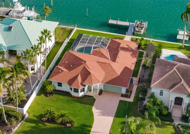 4th image of 480 Cleveland Dr, Sarasota, FL 34236 | MLS# A4672676