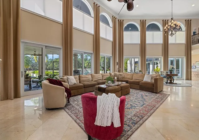 4th image of 3550 Sarasota Golf Club Blvd, Sarasota, FL 34240 | MLS# N6141577