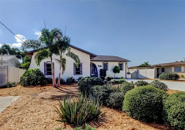 4th image of 212 Westwinds Dr, Palm Harbor, FL 34683 | MLS# TB8449728