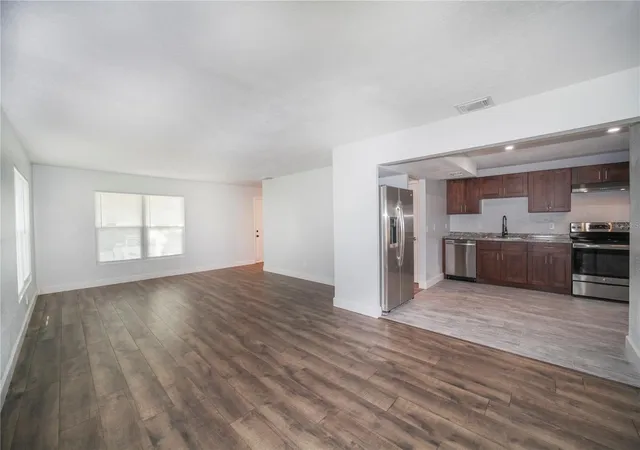 5th image of 331 Amherst Ave #56, Sarasota, FL 34232 | MLS# A4672714