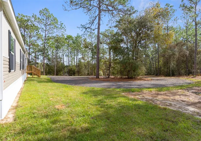 Photo 3 of Manufactured home for sale at 6149 La Pine Rd, Brooksville, FL 34602 | MLS# FC314223 | Listing updated on 2026-09-17