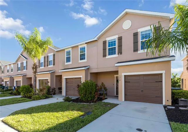 Photo 1 of Townhouse for sale at 1218 Grantham Dr, Sarasota, FL 34234 | MLS# A4672728 | Listing updated on 2026-06-20