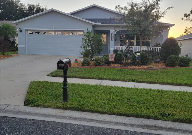 Photo 1 of Single family home for sale at 27343 Roanoke Dr, Leesburg, FL 34748 | MLS# R4910273 | Listing updated on 2026-10-01