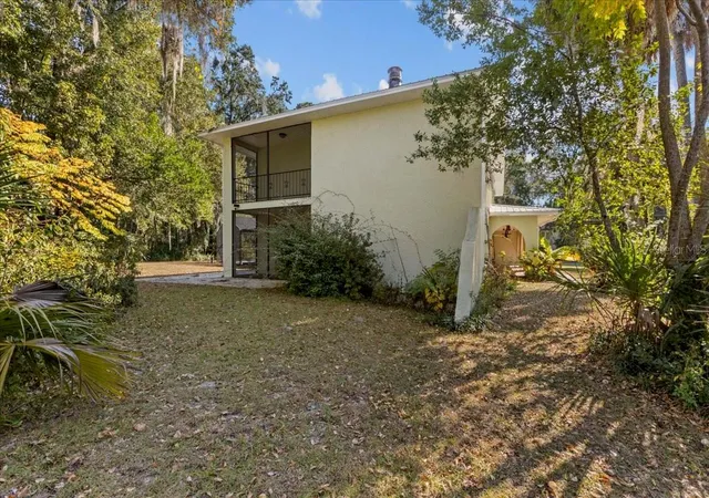 Homes for sale in Bronson, FL | 155 S Court Street, Bronson, FL 32621 | Houzeo