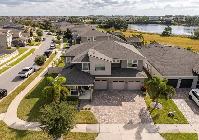 Photo 3 of Single family home for sale at 16894 Wingspread Loop, Winter Garden, FL 34787 | MLS# O6362090 | Listing updated on 2025-11-21