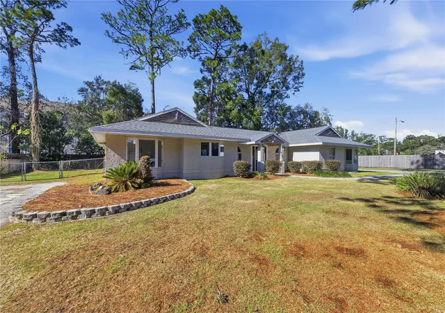 4th image of 1408 Ne 42Nd Ave, Ocala, FL 34470 | MLS# TB8449929